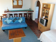 cottage-lounge_dining-room