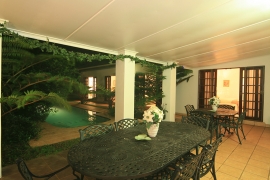 Rivendell-front-patio Rivendell-front-patio